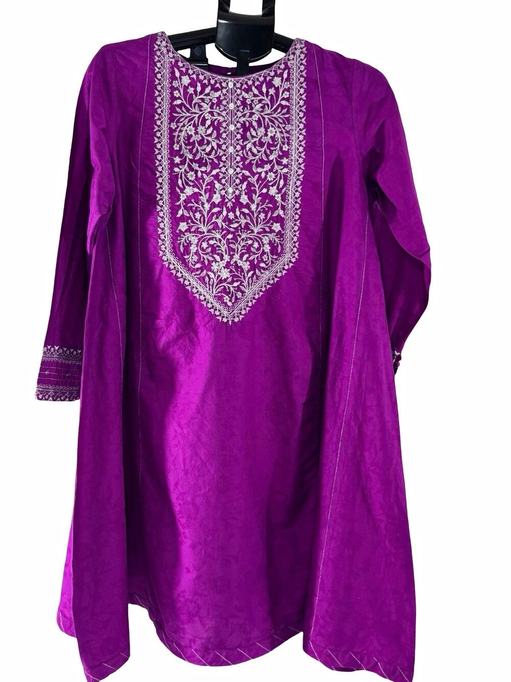 Sapphire Women’s L Purple Embroidered Kurta/Kurti Cotton Satin Tunic Top